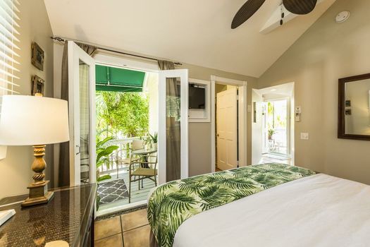 Andrews Inn & Garden Cottages
