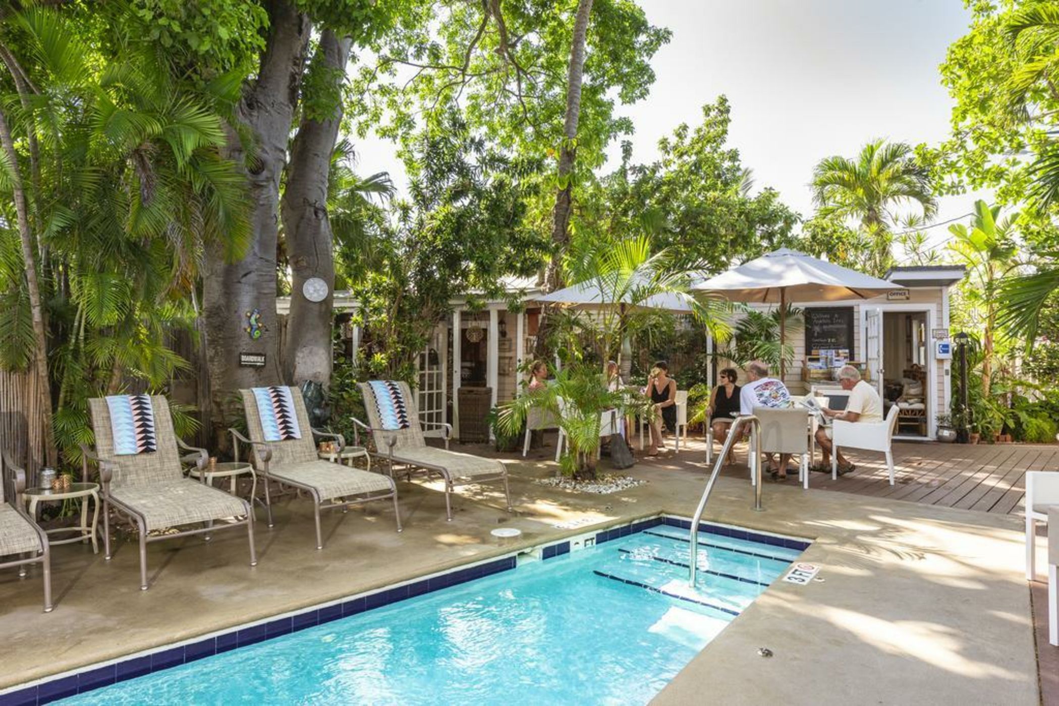 Andrews Inn & Garden Cottages