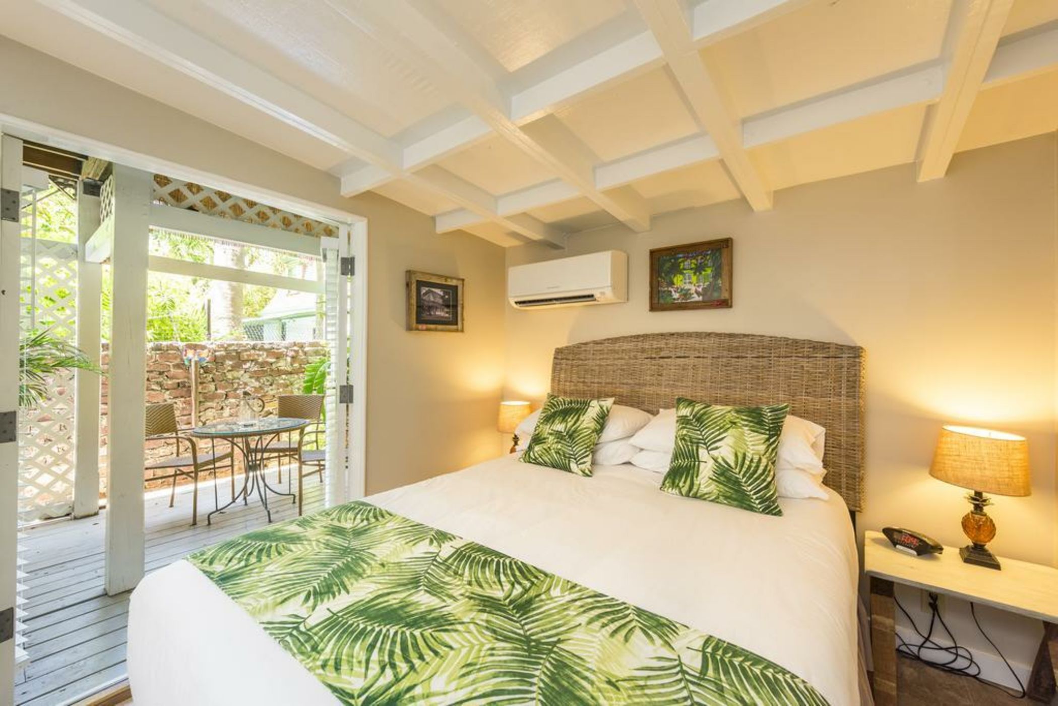 Andrews Inn & Garden Cottages