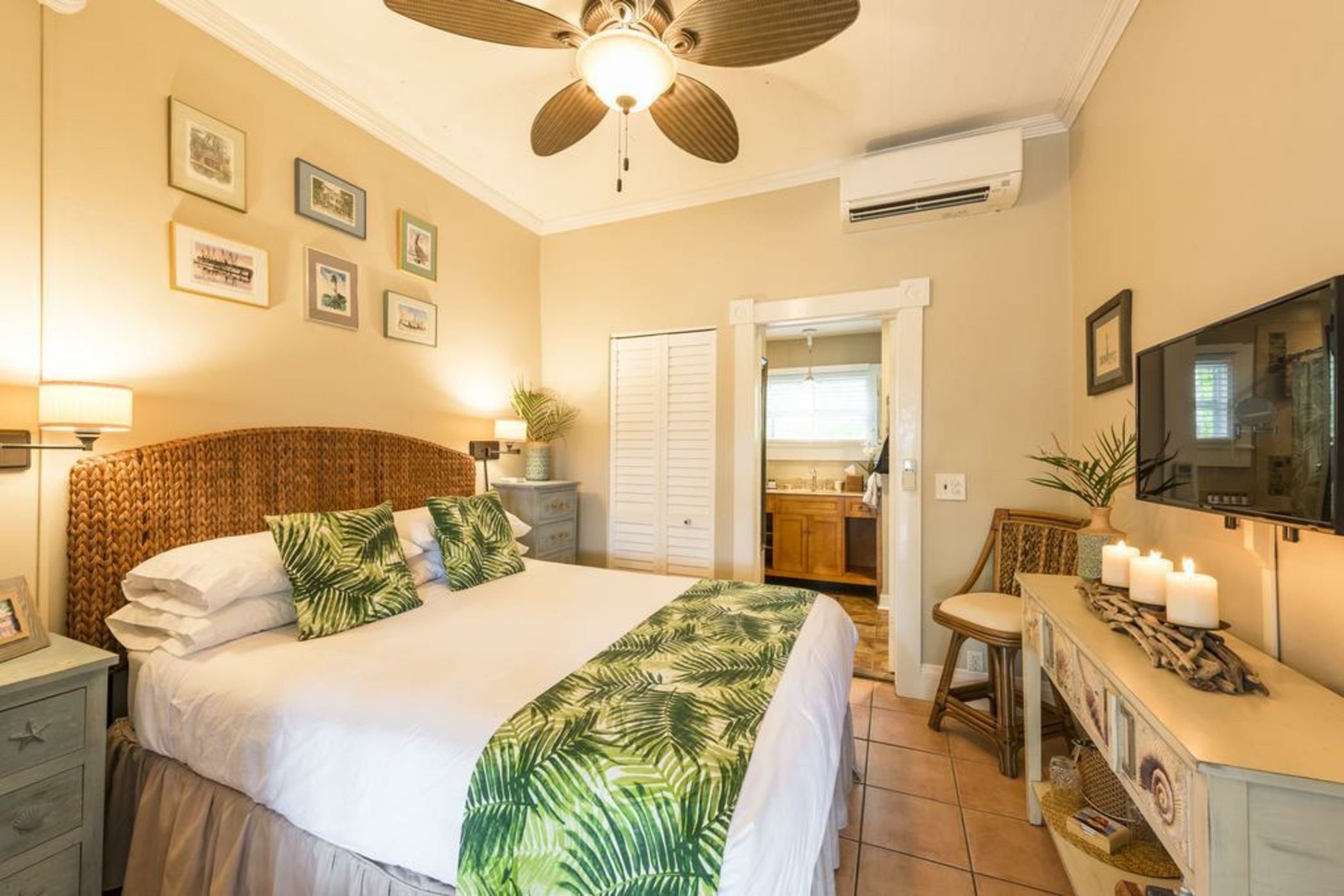 Andrews Inn & Garden Cottages