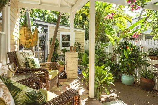 Andrews Inn & Garden Cottages