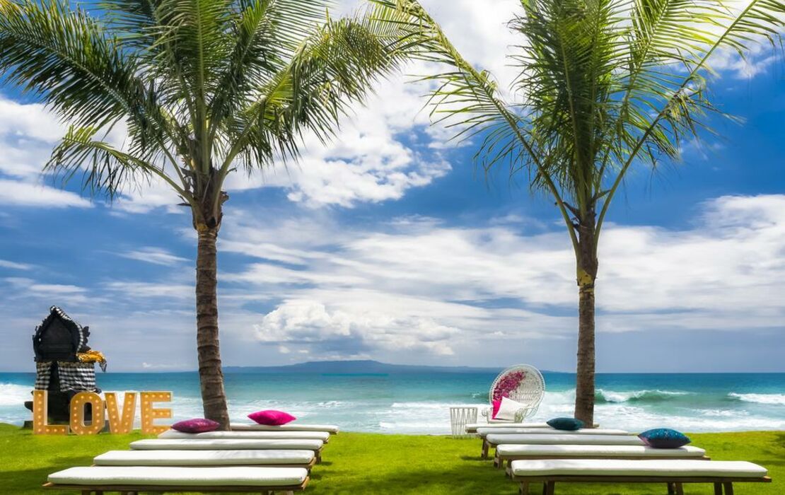 Komune Resort & Beach Club Bali