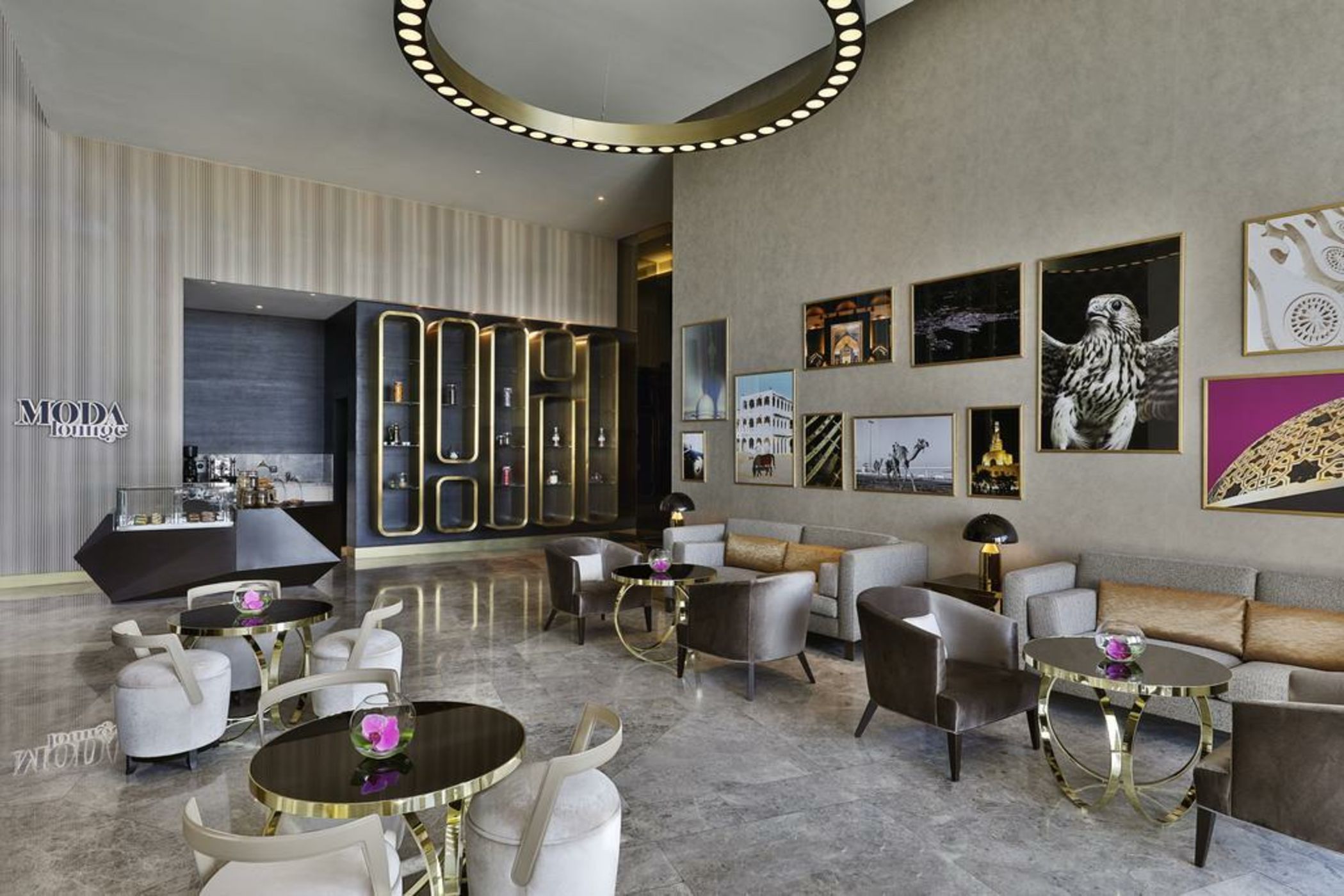 AlRayyan Hotel Doha, Curio Collection by Hilton