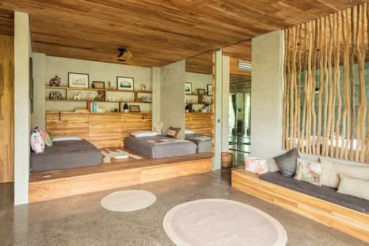 Villa Chameleon