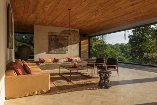 Villa Chameleon