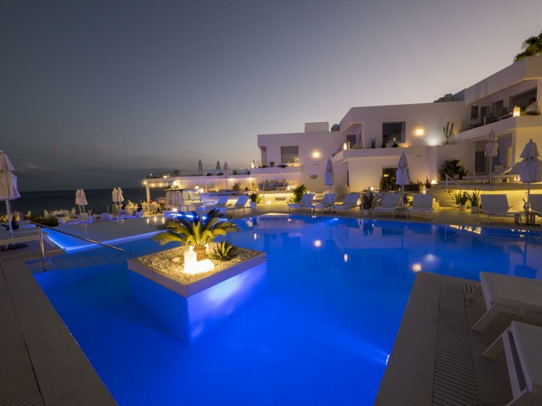 Lani's Suites de Luxe - Adults Only