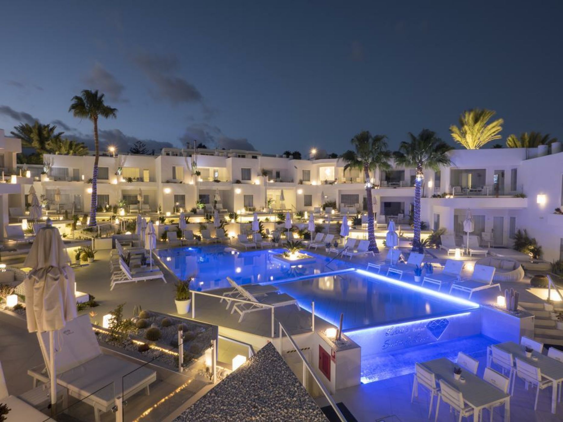 Lani's Suites de Luxe - Adults Only