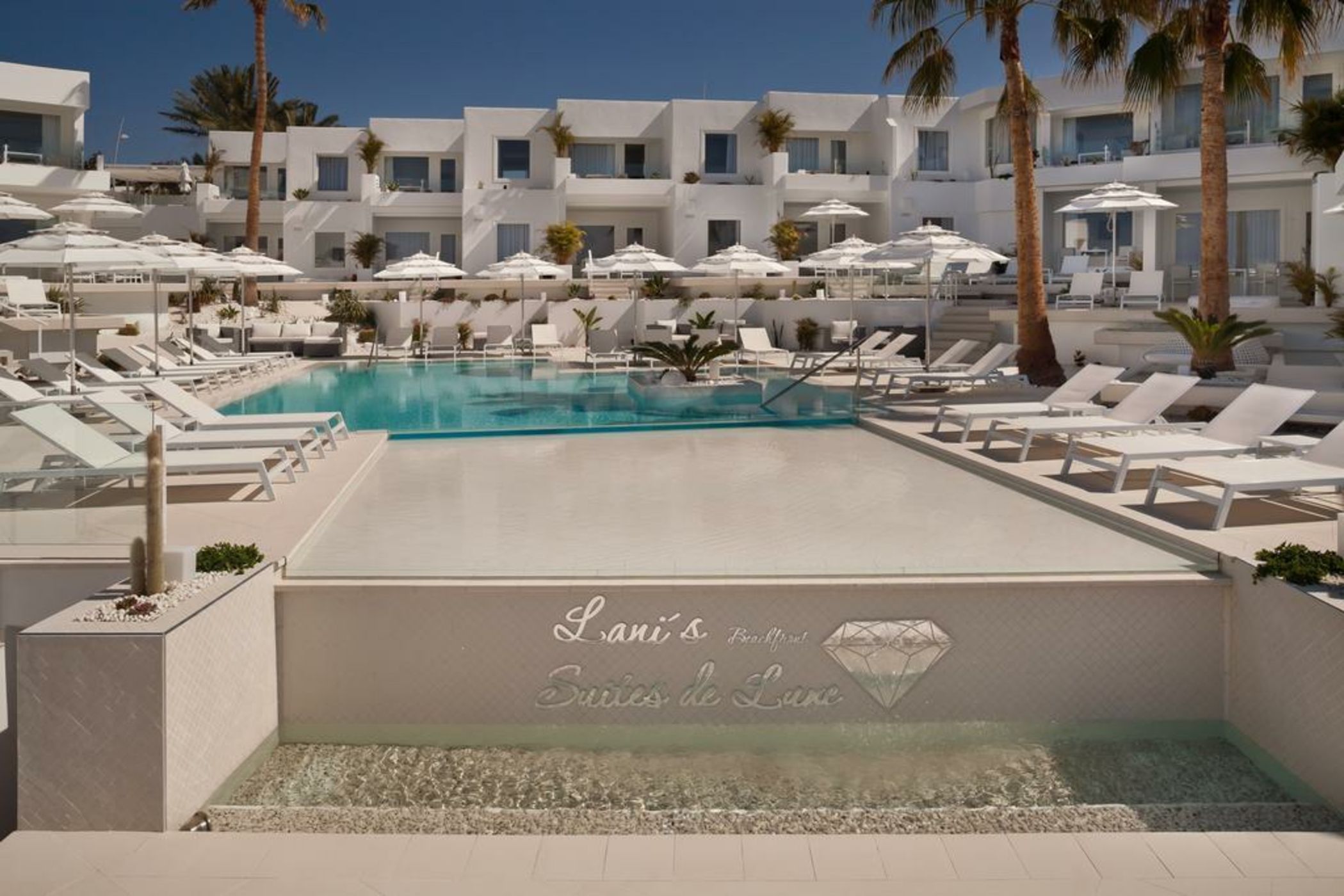 Lani's Suites de Luxe - Adults Only