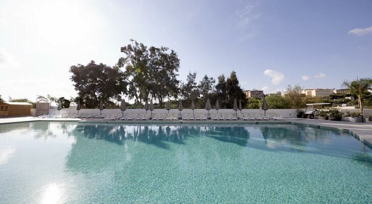 Urban Valley Resort & Spa