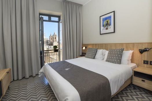 La Falconeria Hotel