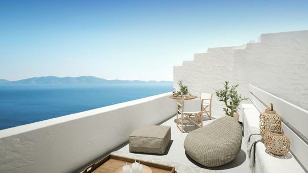 Living Theros Luxury Suites