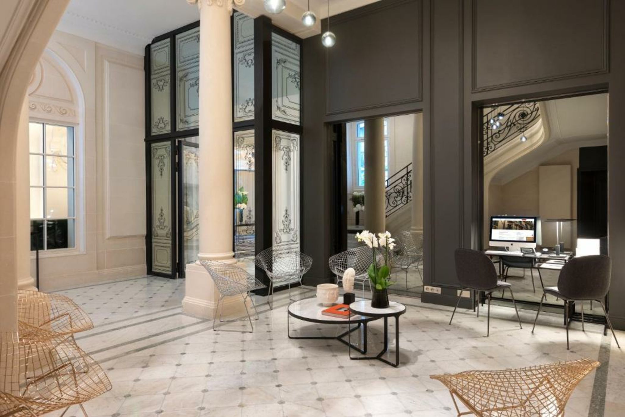 La Clef Champs-Élysées Paris by The Crest Collection