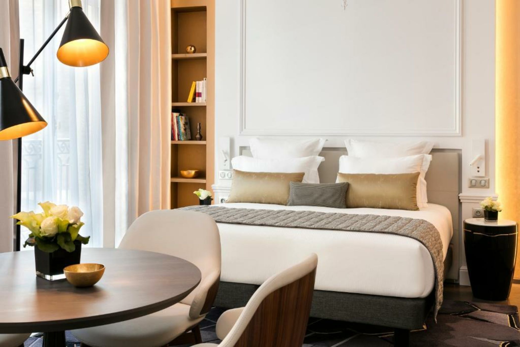 La Clef Champs-Élysées Paris by The Crest Collection