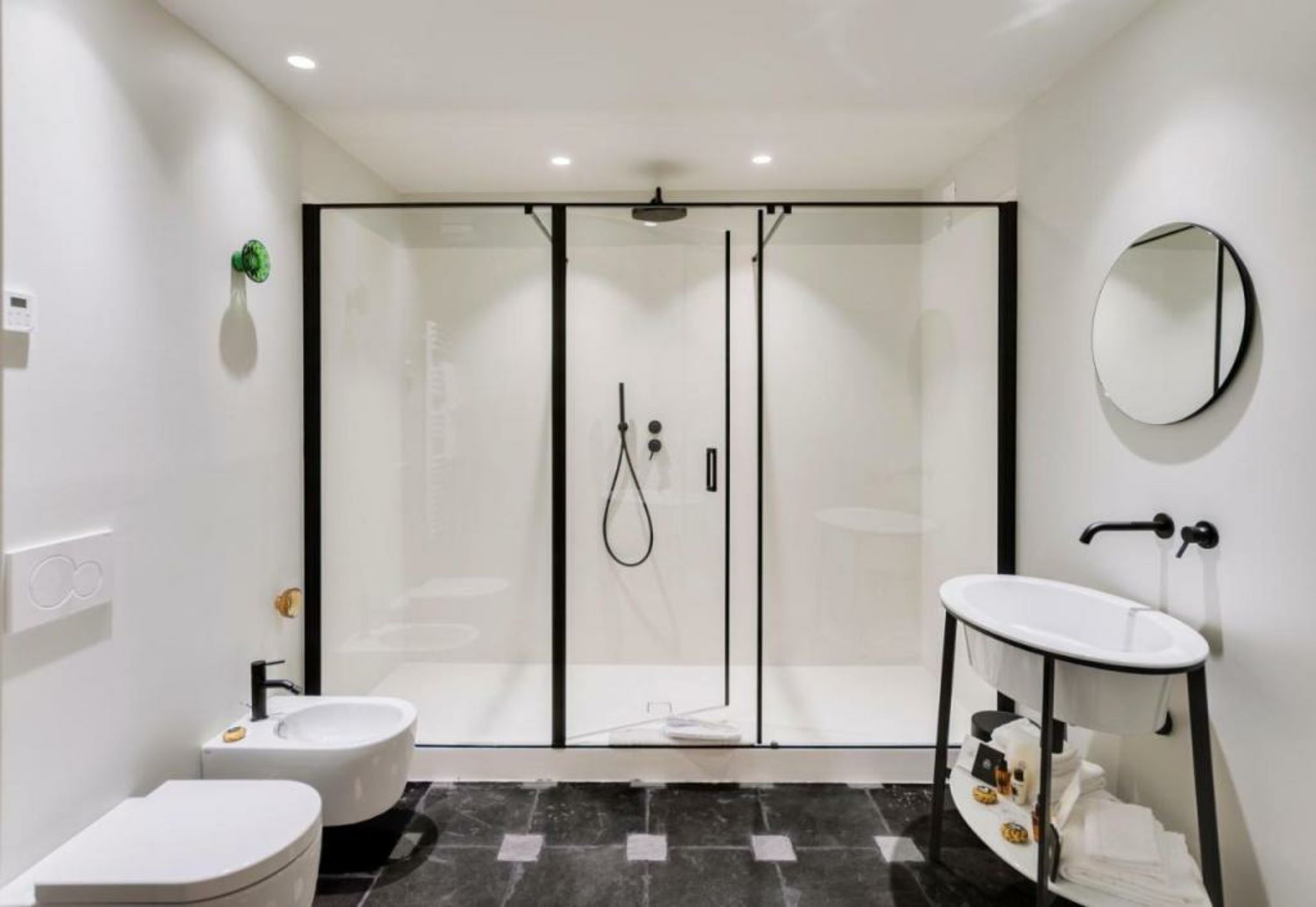 a.d. 1768 Boutique Hotel