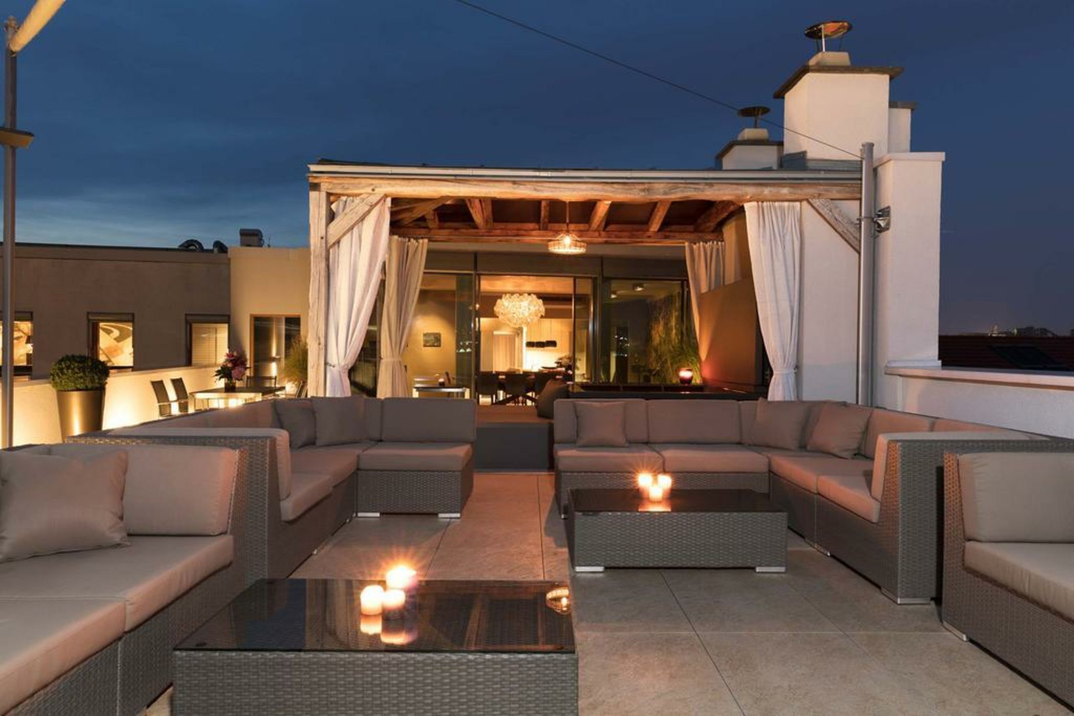 MONBIJOU PENTHOUSE by Suite.030 high class apartments