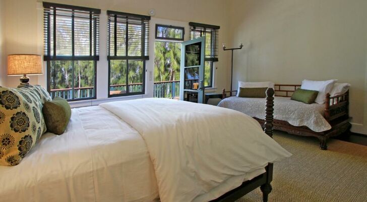 Lumeria Maui an Educational Experience