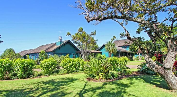 Lumeria Maui an Educational Experience