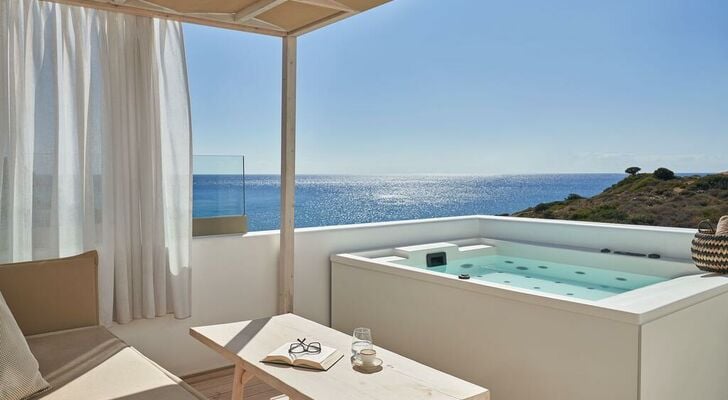 Volcano Luxury Suites Milos