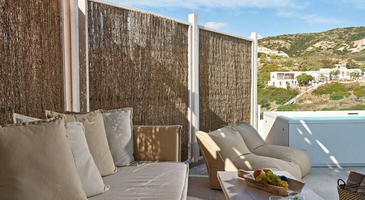 Volcano Luxury Suites Milos