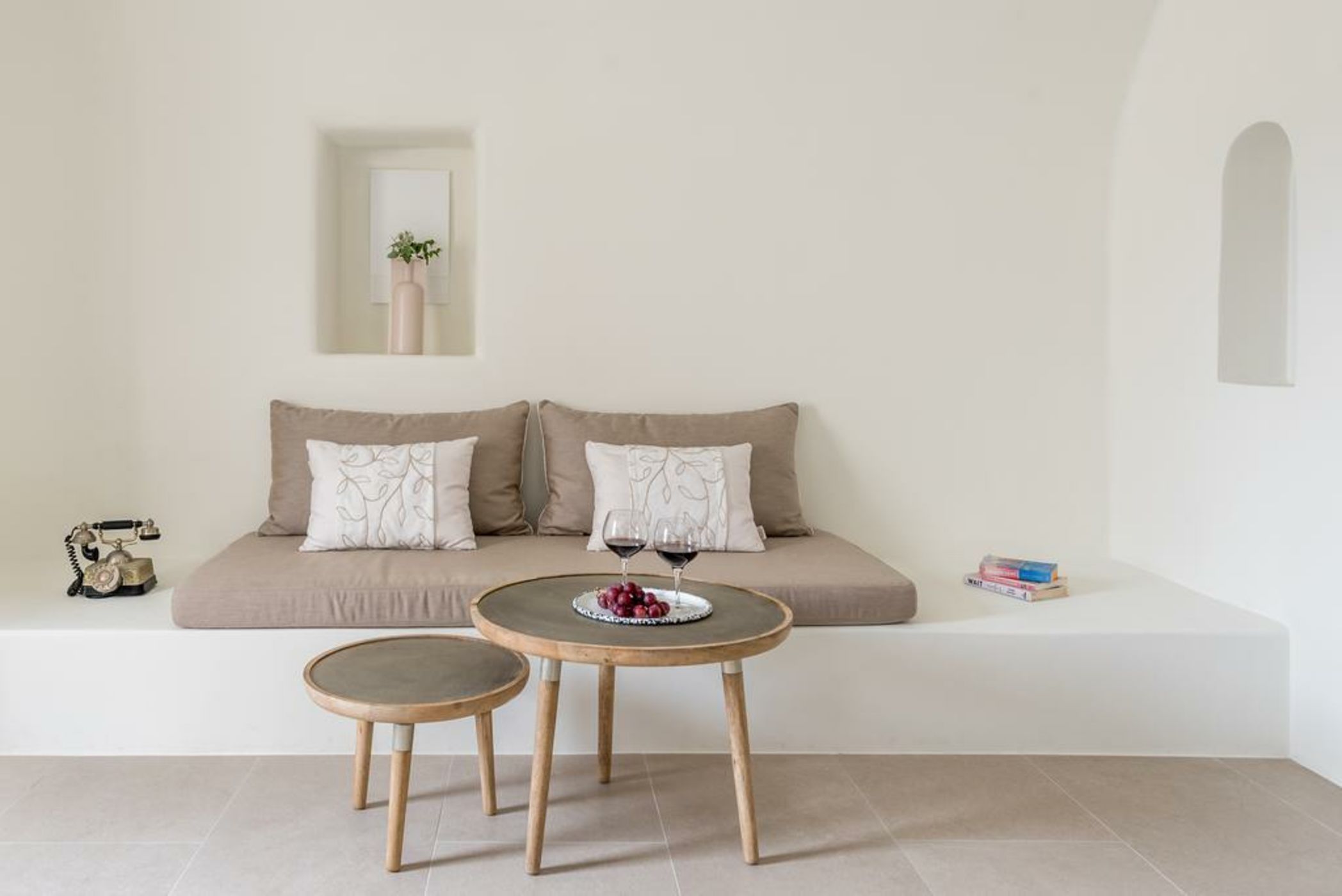 Art Maisons Oia Castle