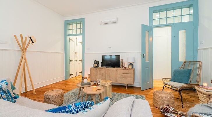 Blue & Bright Apartment in Baixa