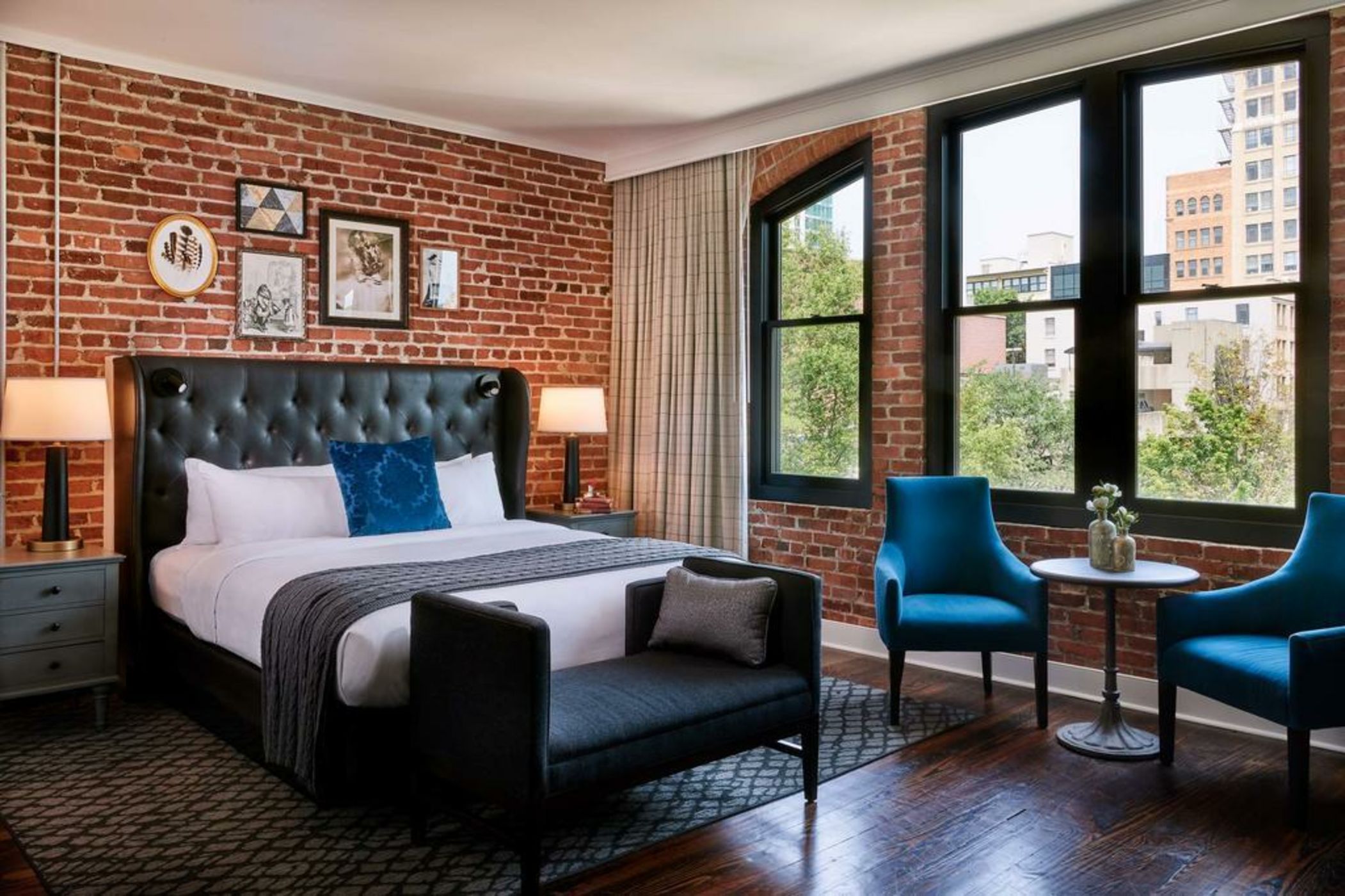Foundry Hotel Asheville, Curio Collection By Hilton