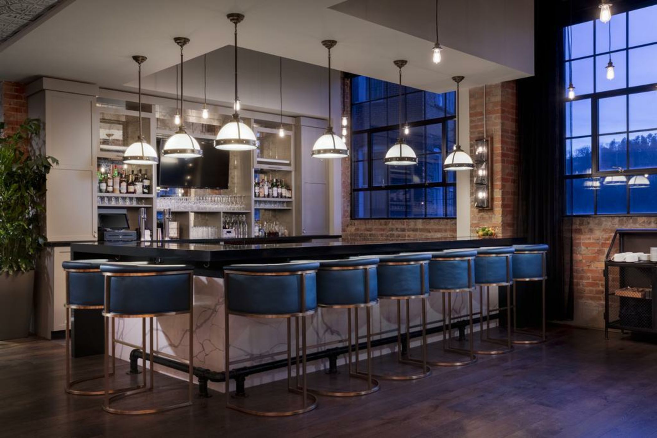 Foundry Hotel Asheville, Curio Collection By Hilton