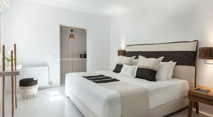 Amalgam Homes Paros