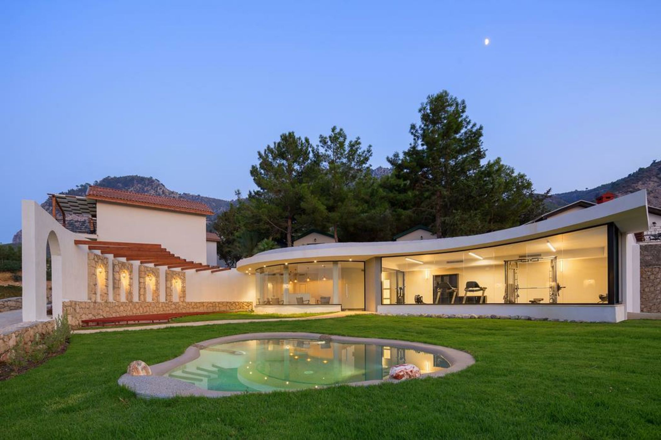 Gillham Luxury Boutique & Vineyard