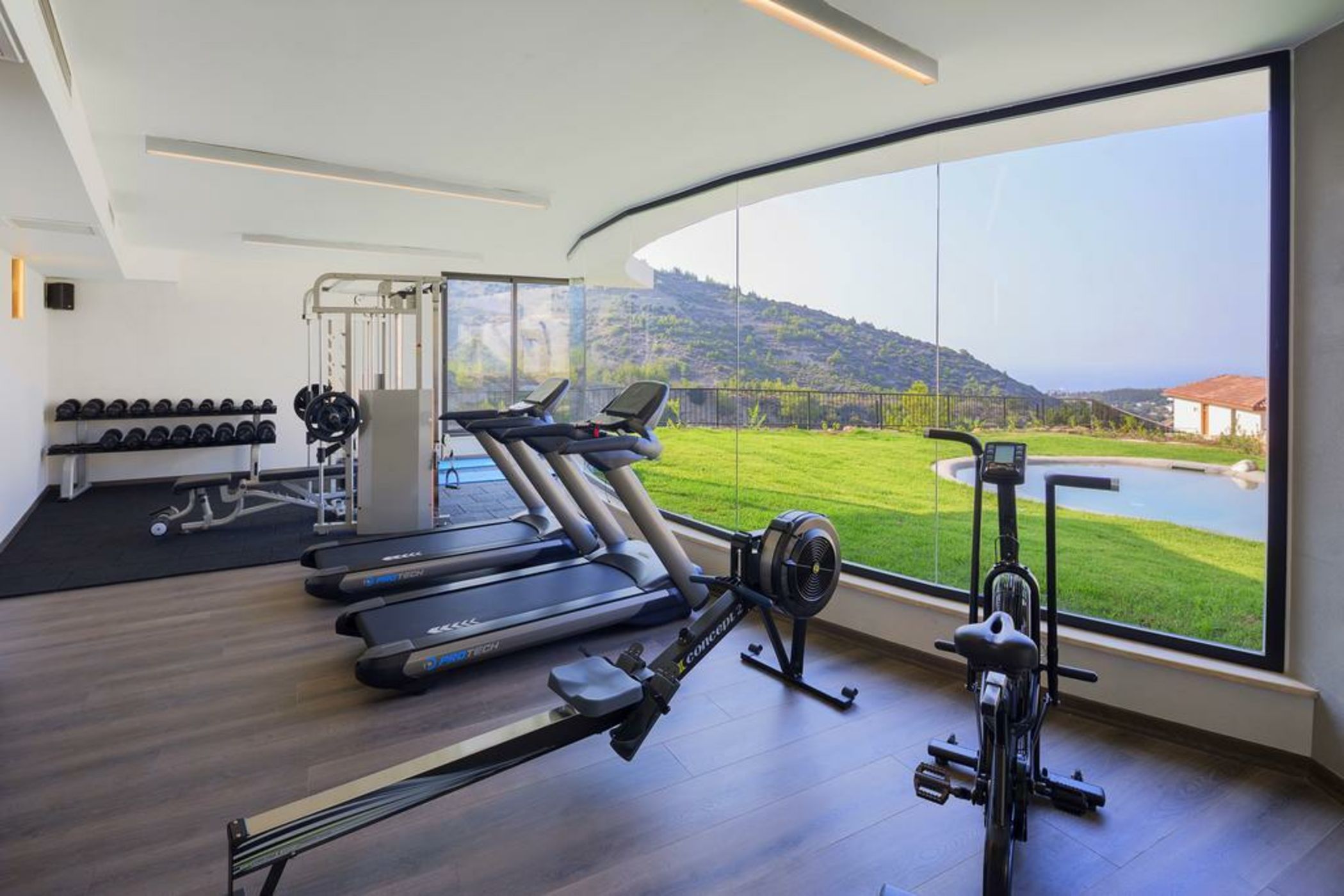 Gillham Luxury Boutique & Vineyard