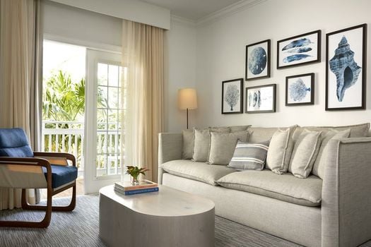 Parrot Key Hotel & Villas