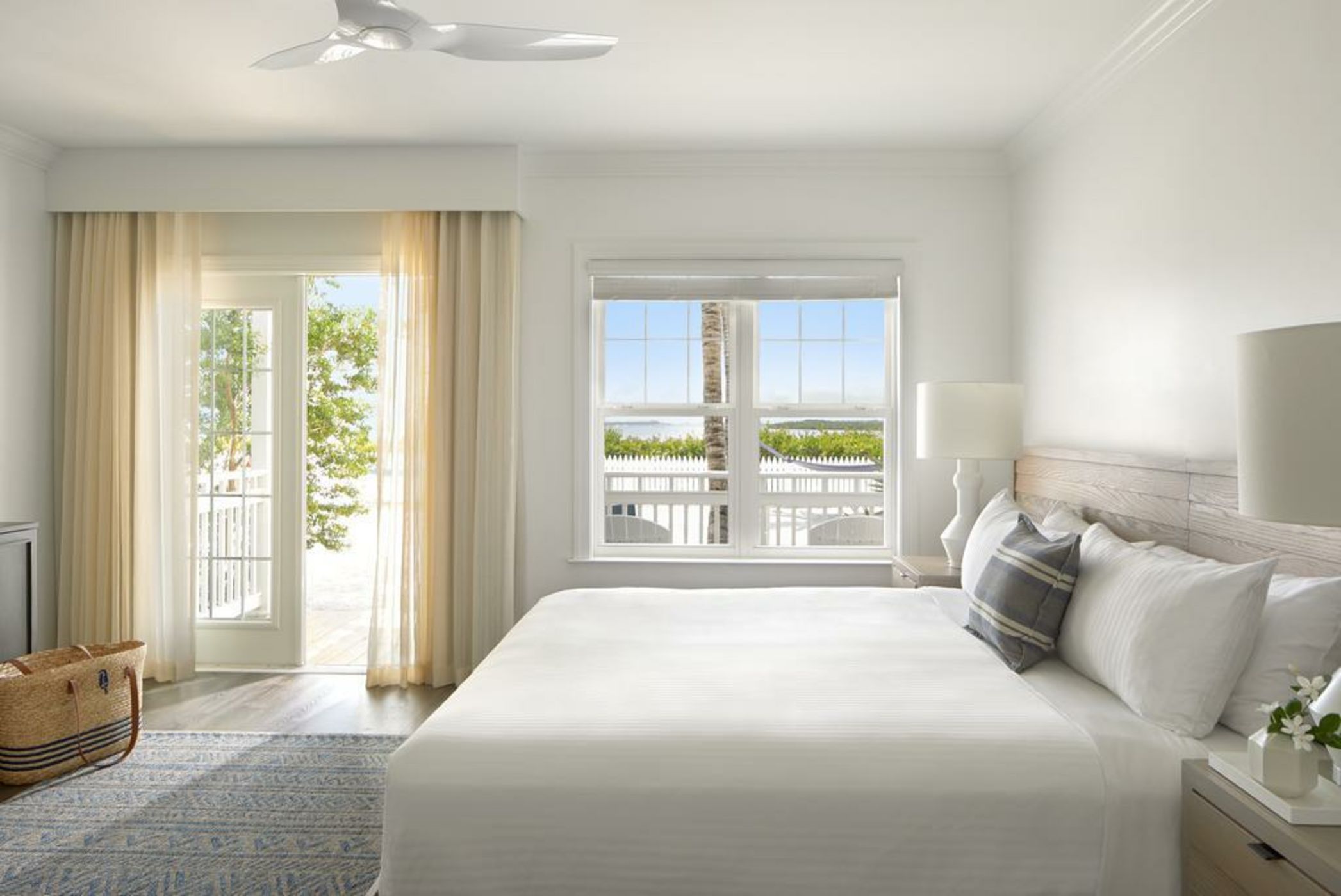 Parrot Key Hotel & Villas