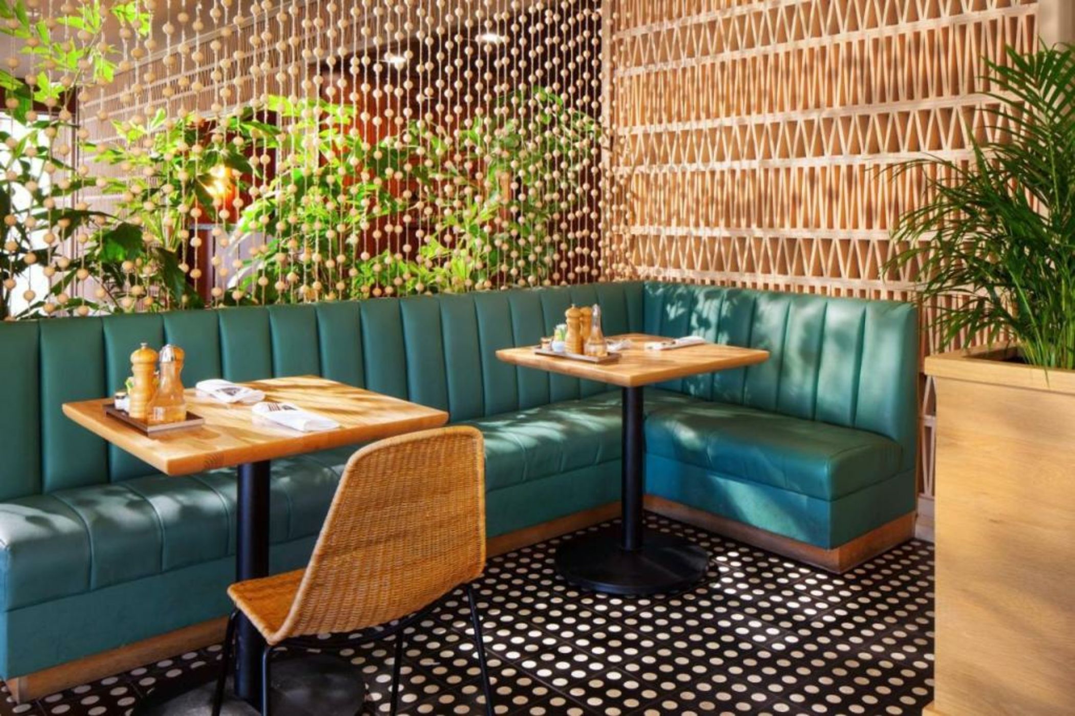 The Laylow, Autograph Collection