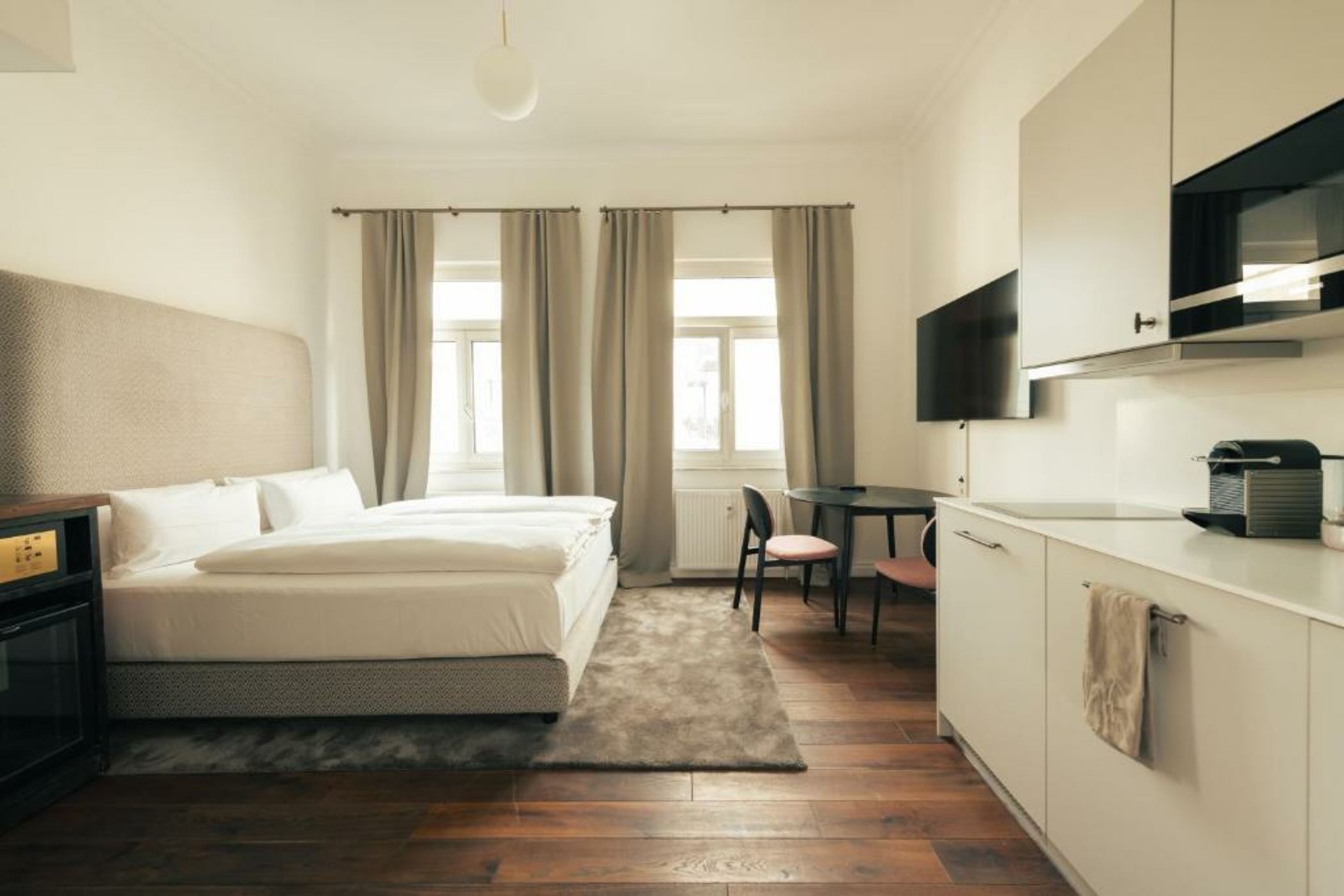 Digital check-in - THE DUDE by charly