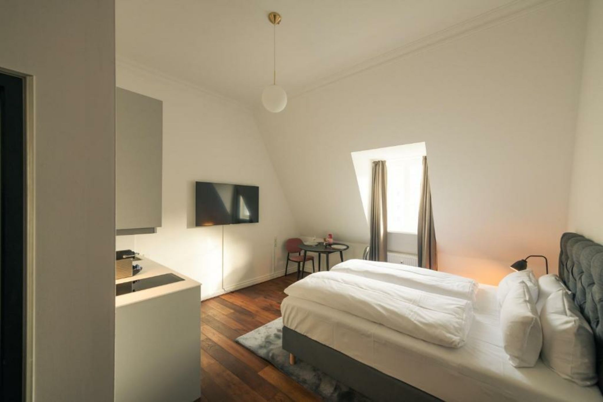 Digital check-in - THE DUDE by charly