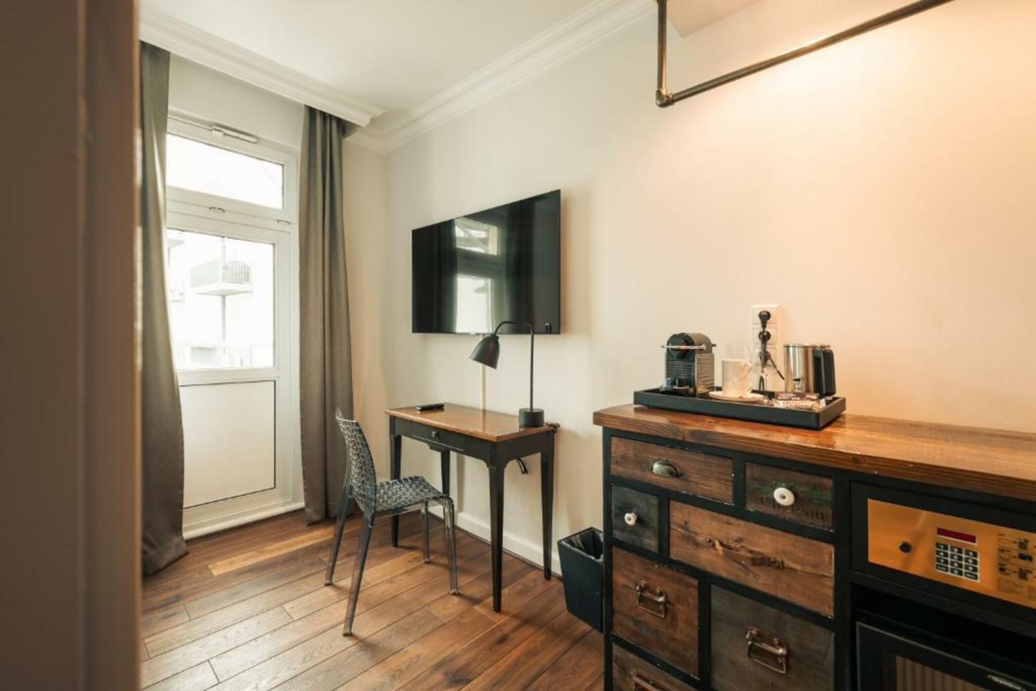 Digital check-in - THE DUDE by charly