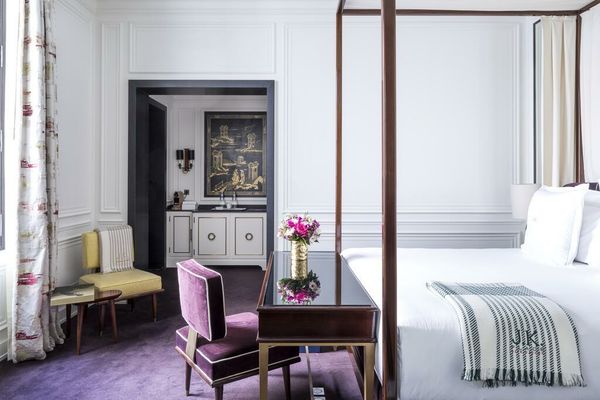 JK. Place Paris