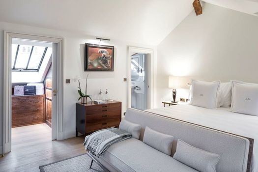 J.K. Place Paris