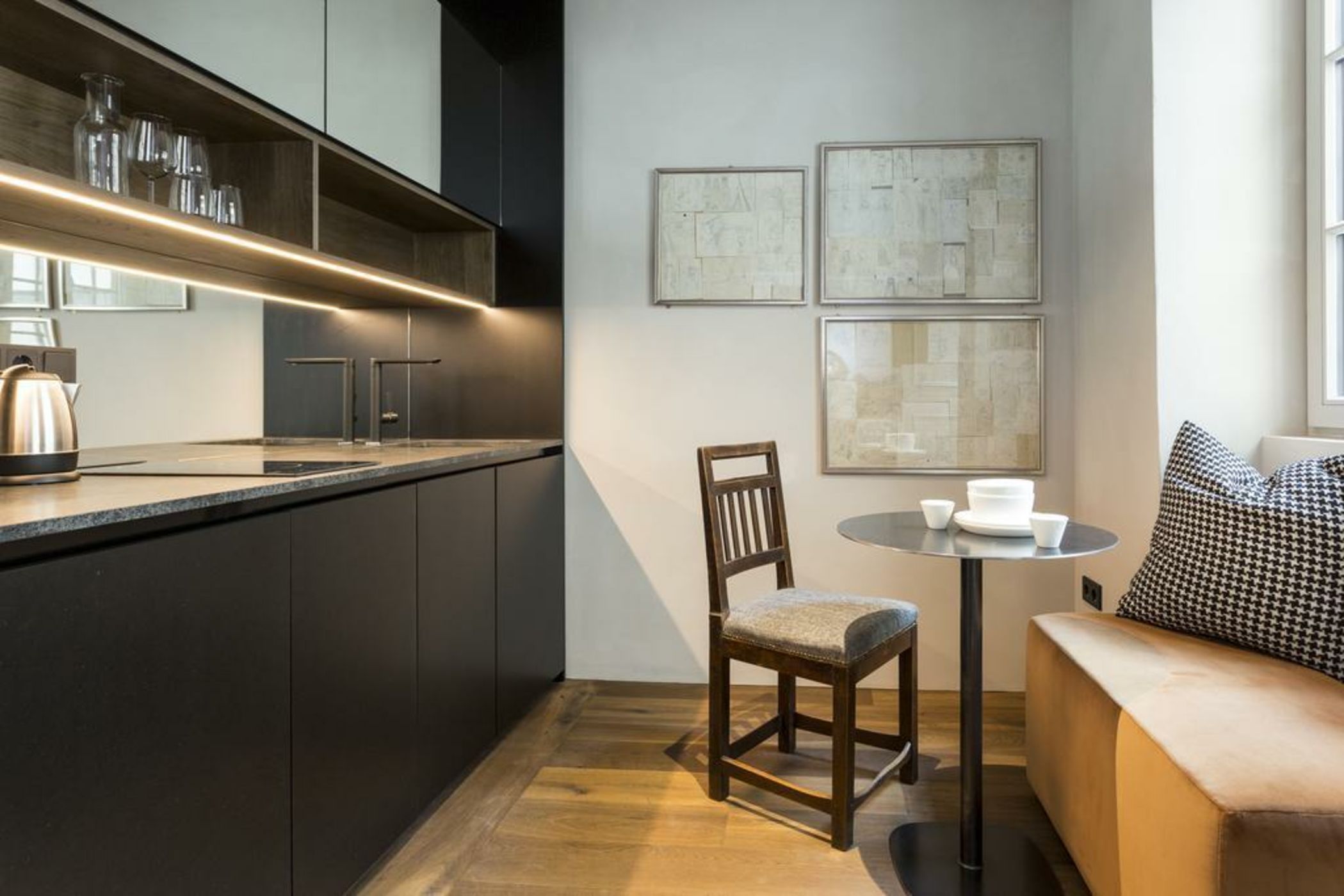 Goldenstern Townhouse