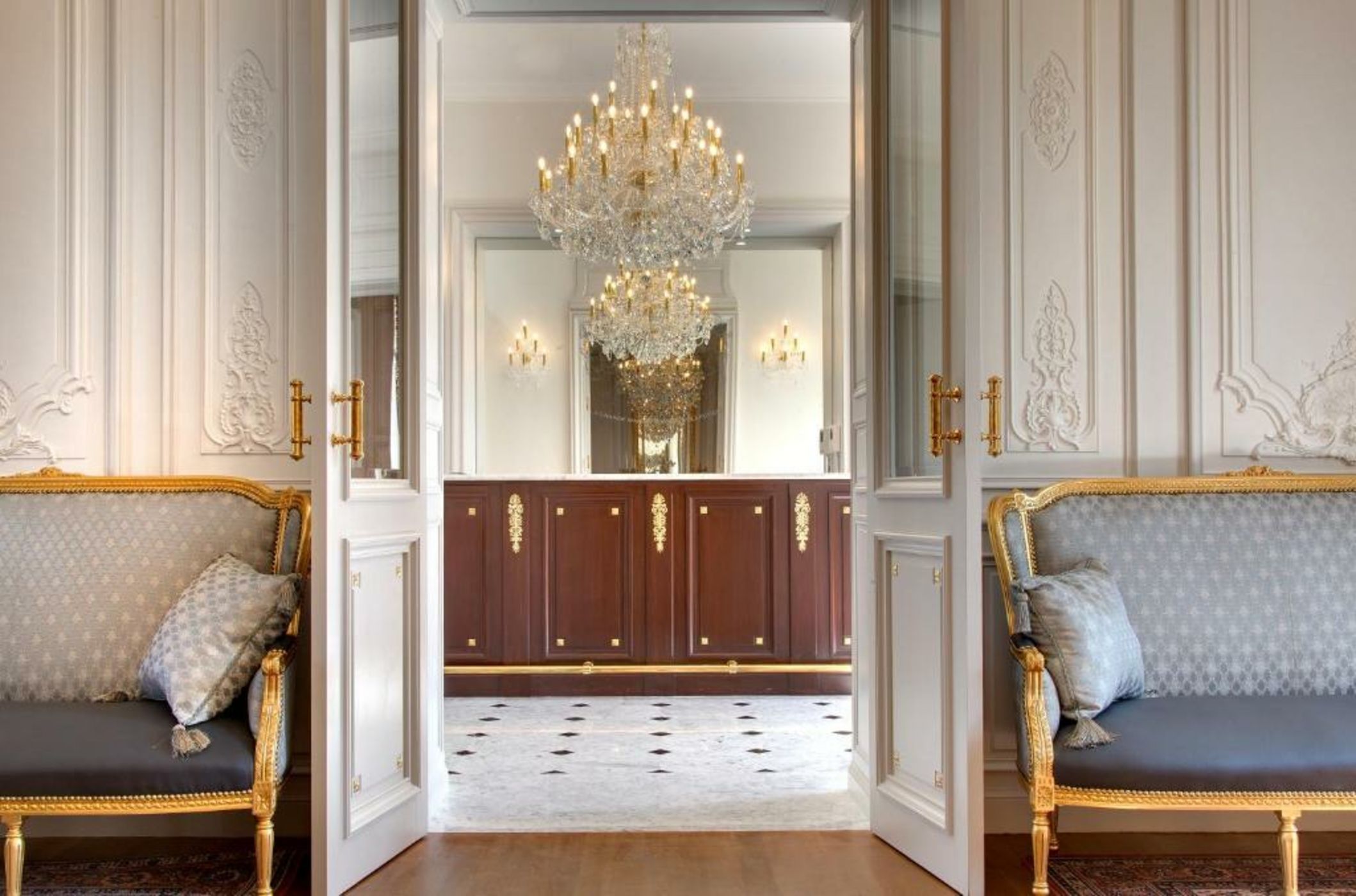 Alexandra Palace - La Maison Younan