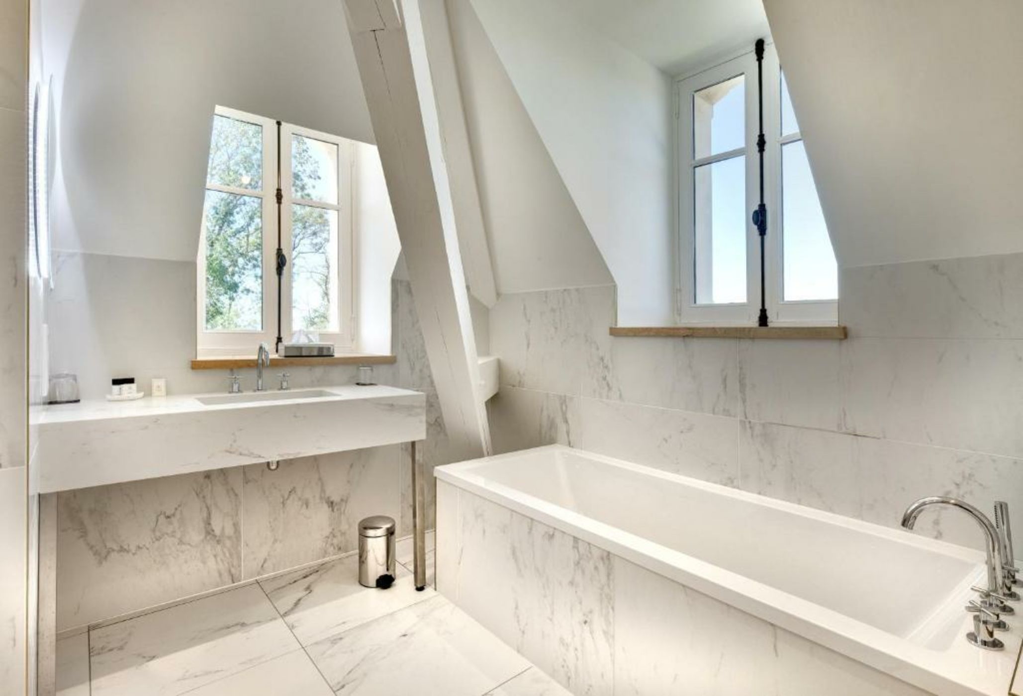 Alexandra Palace - La Maison Younan