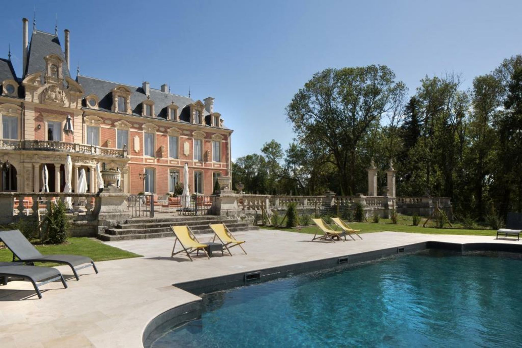 Alexandra Palace - La Maison Younan