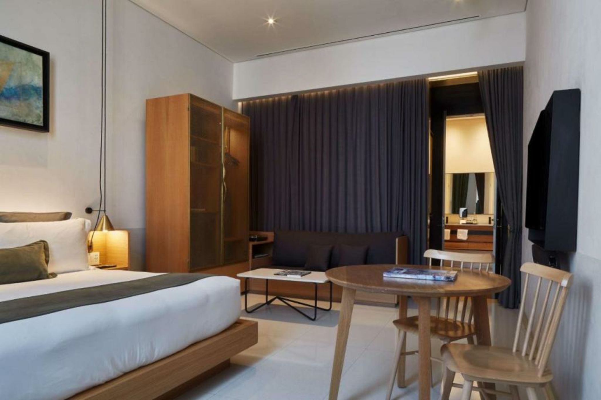 Umbral, Curio Collection By Hilton