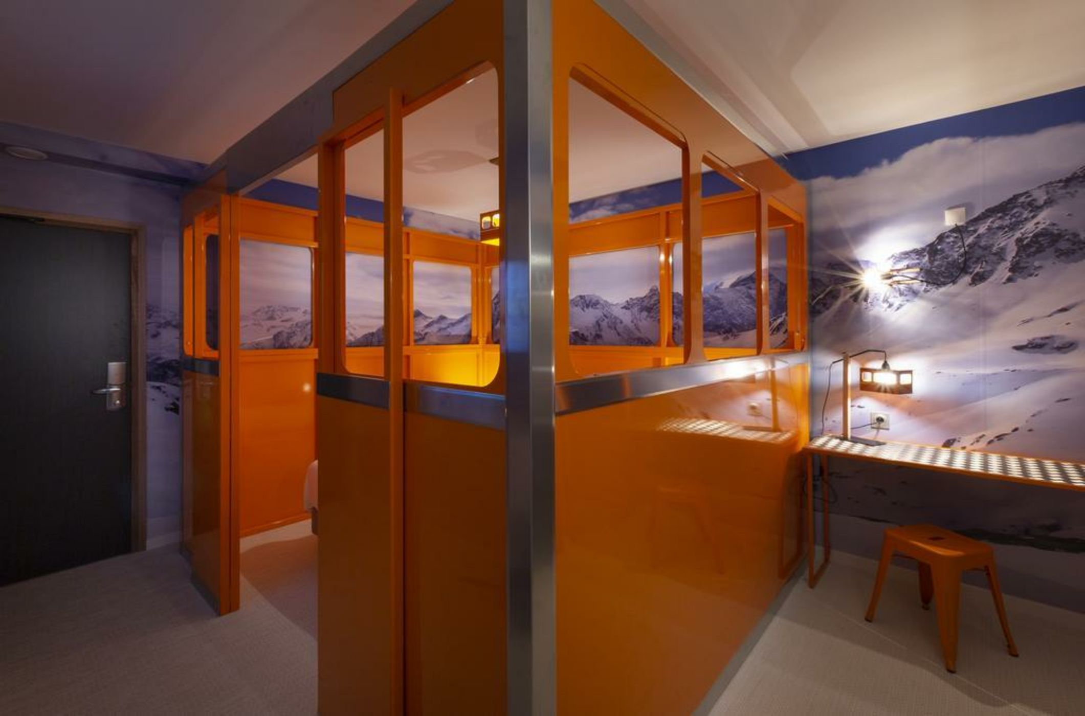 Base Camp Lodge Hotels