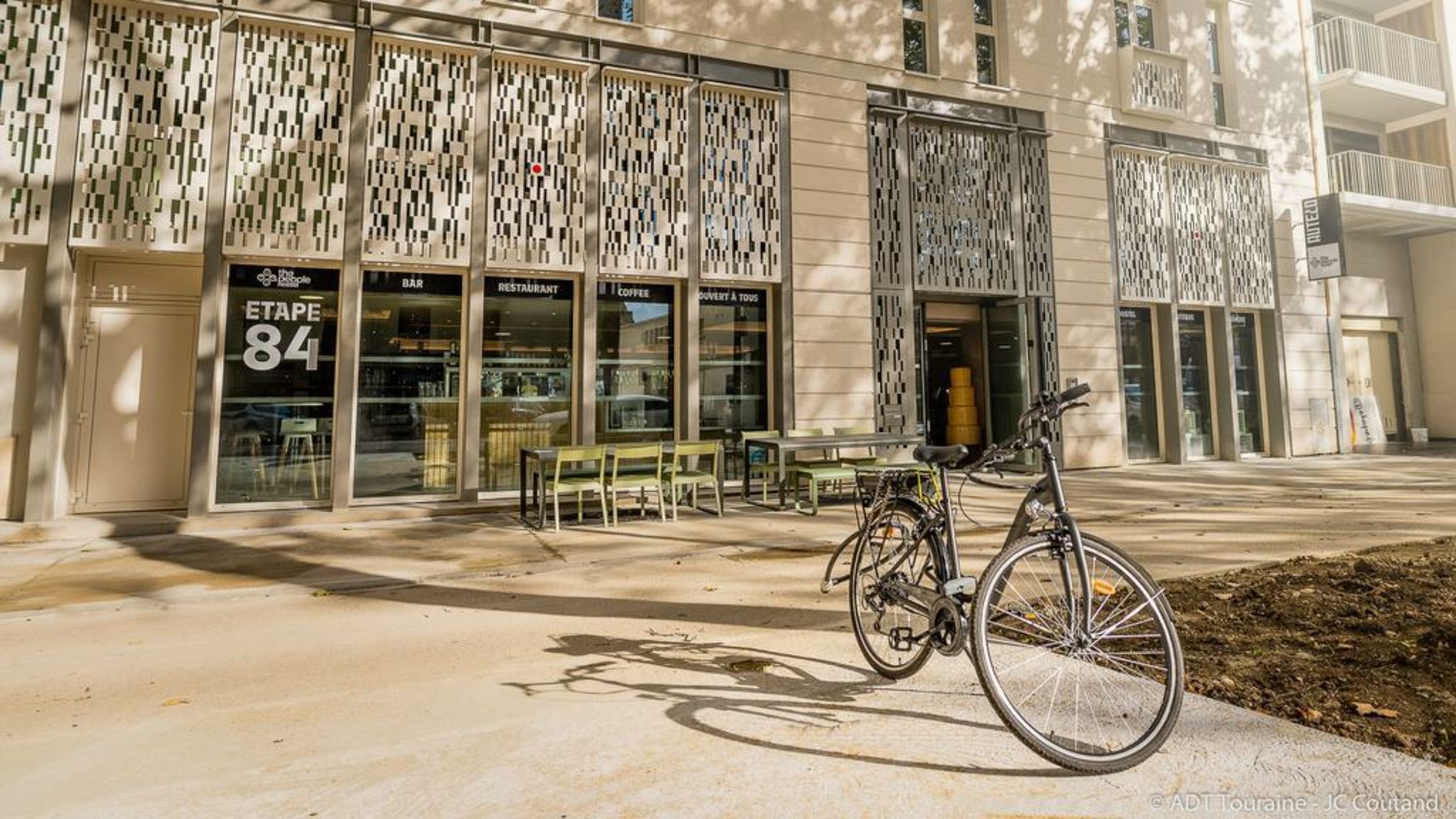 The People Hostel - Tours