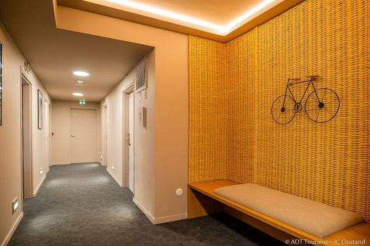 The People Hostel - Tours