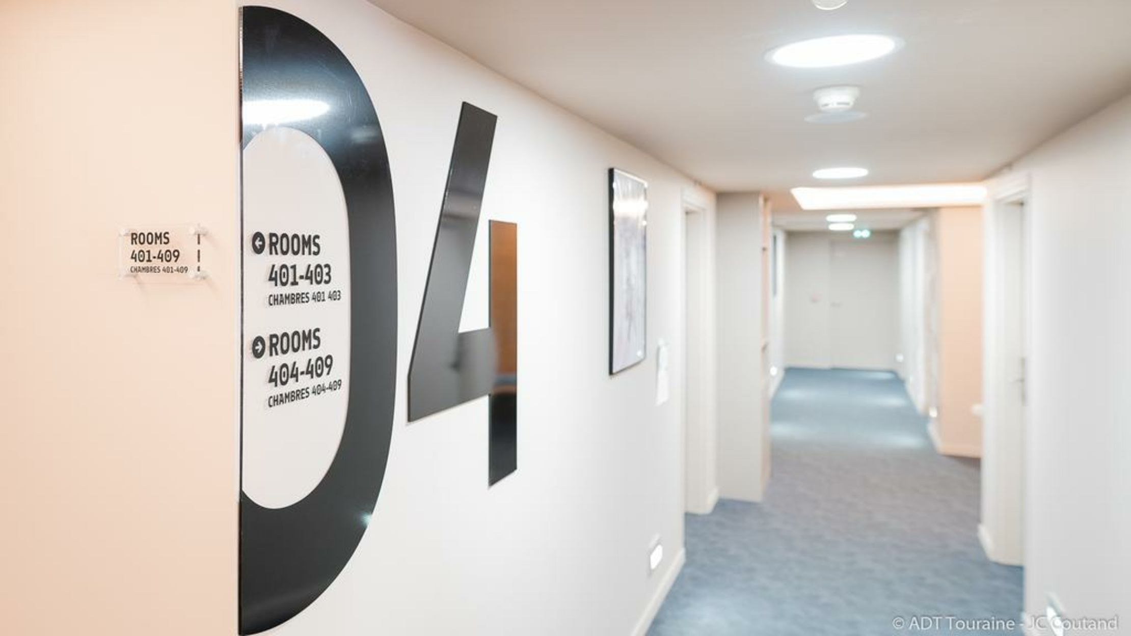 The People Hostel - Tours