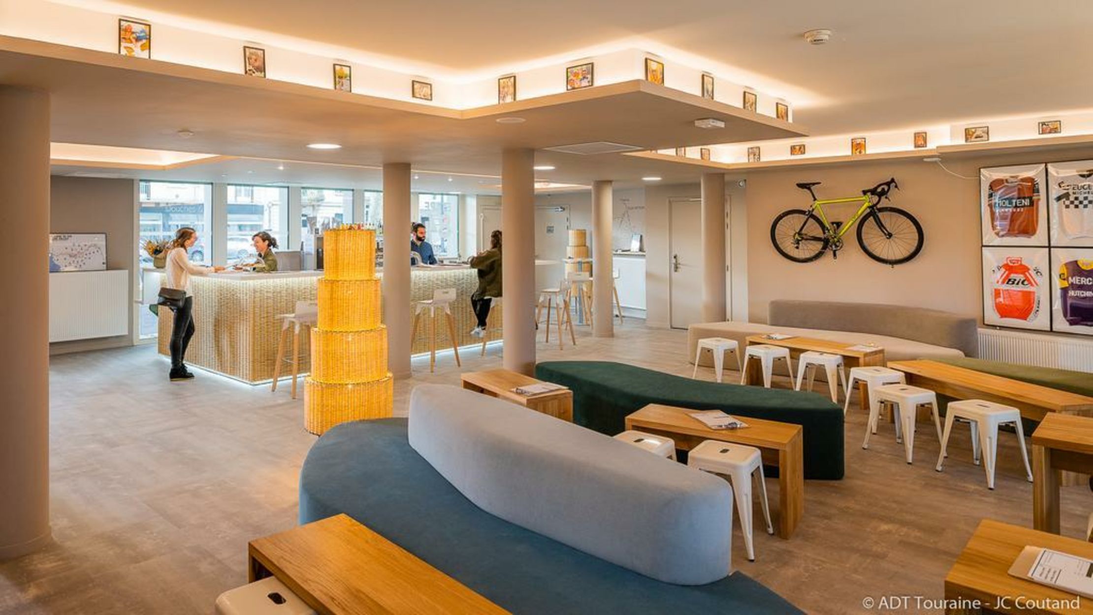 The People Hostel - Tours