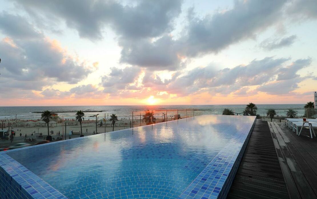 Opera Tel Aviv by Herbert Samuel,