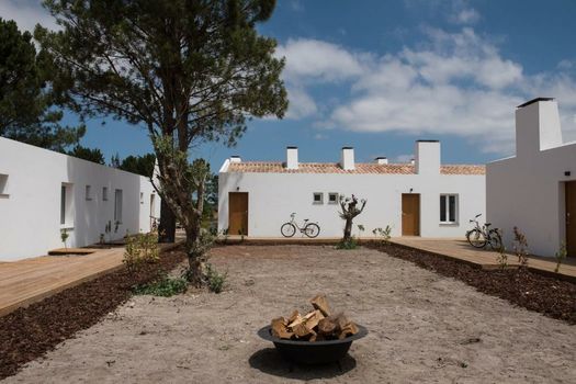 Craveiral Farmhouse by Belong Staying & Feeling